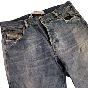 VINTAGE DIESEL 2001 BUTTON FLY GARAGE WASH JEANS